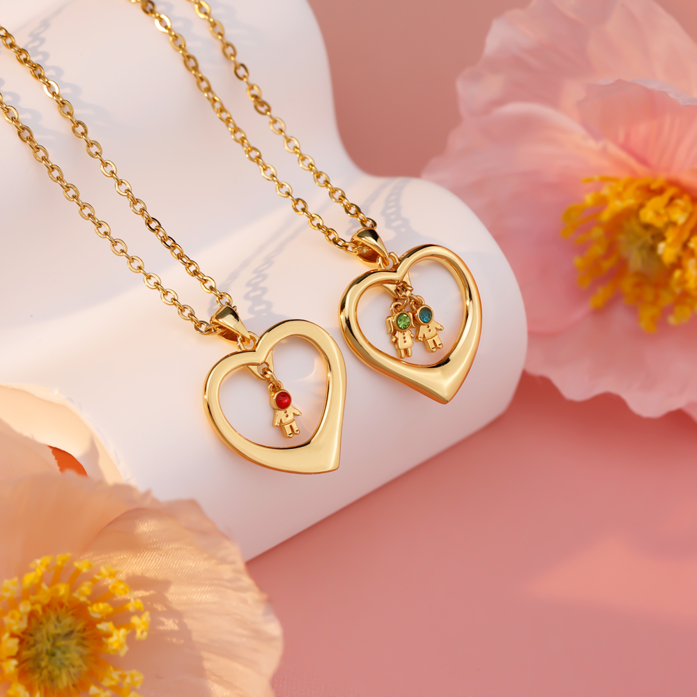 Heart-shaped Doll Diamond Necklace