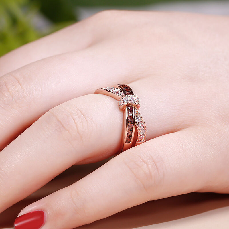 Bow Crossover Women's Wedding Band