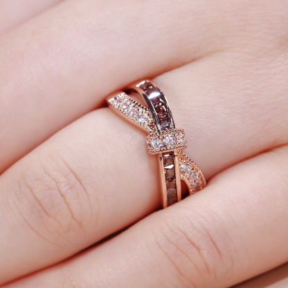 Bow Crossover Women's Wedding Band
