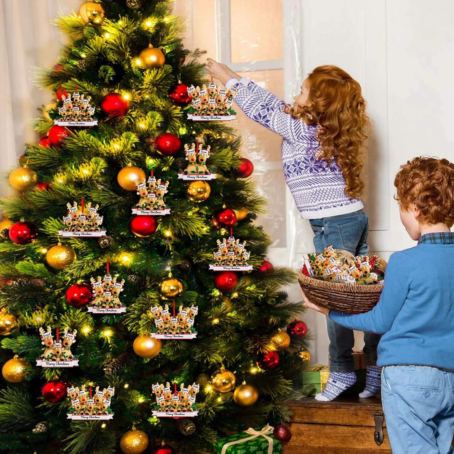 Personalized Reindeer Christmas Ornament Pendant, 2/3/4/5/6/7/8 Family Pendant, Christmas Tree Decoration Gift with Family Name and Blessing, Christmas Resin Pendant