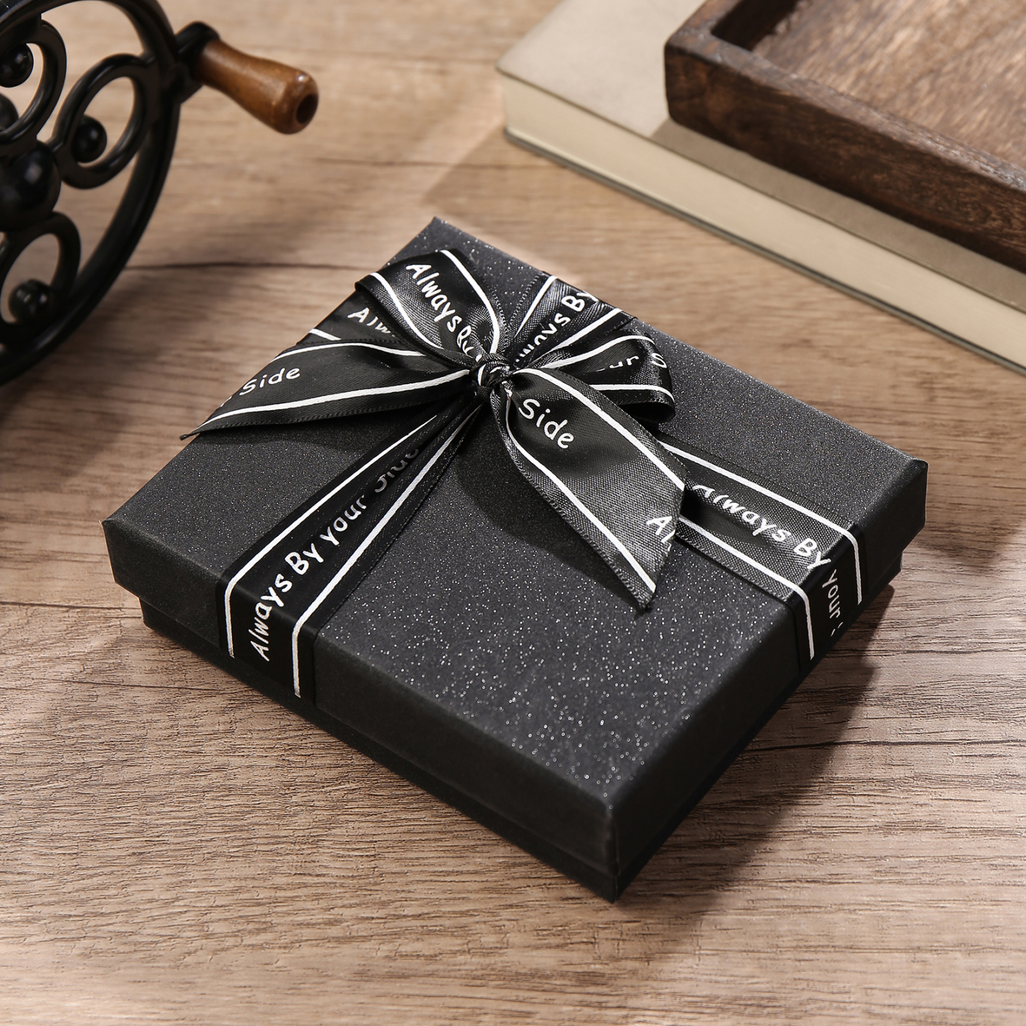 Exquisite Gift Box Black Gift Packaging Jewelry Box