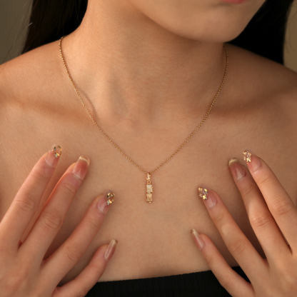 Bamboo Glow Jade Clavicle Necklace