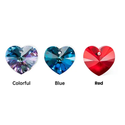 Personalized Butterfly Pendant Zircon Necklace Adorned with Heart Crystal Engraved Name Gift for Woman