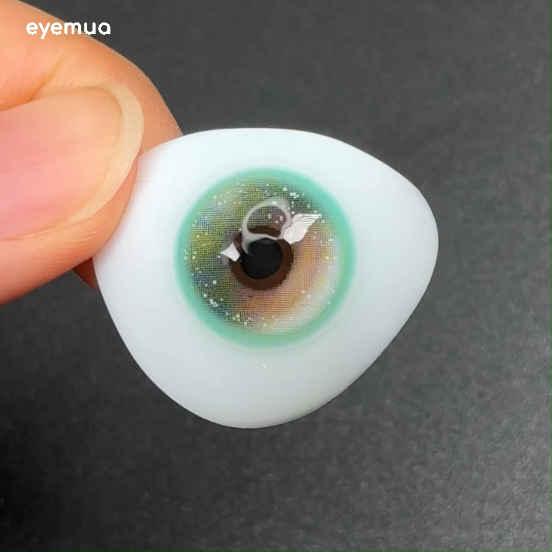 Eyemua Glimery Green