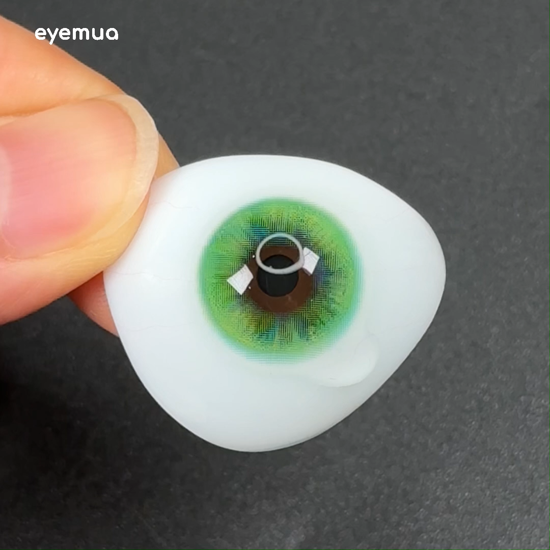 Monthly | Eyemua Rhea Green