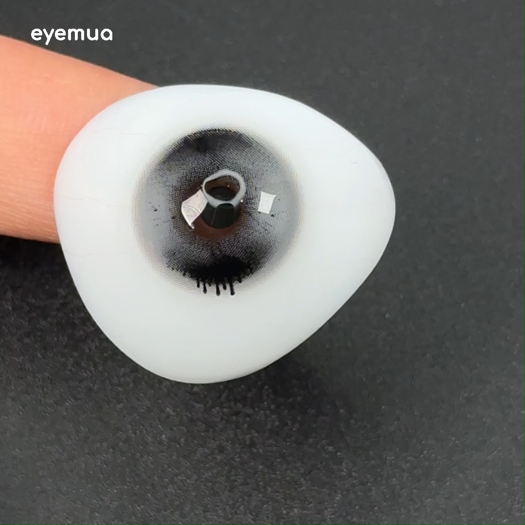 Eyemua Bloodshade Black