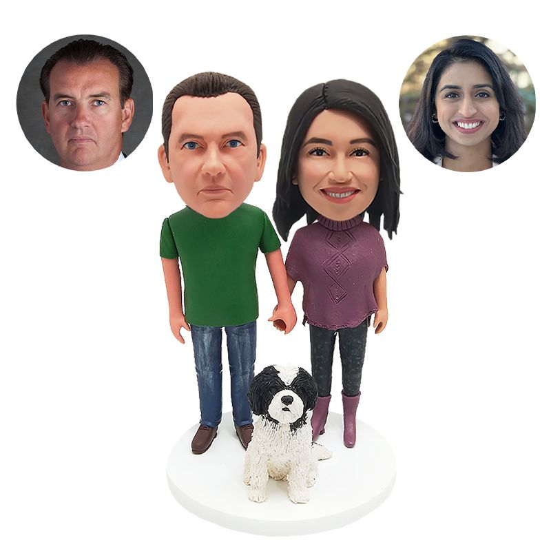 custom bobblehead figurine couple with dog