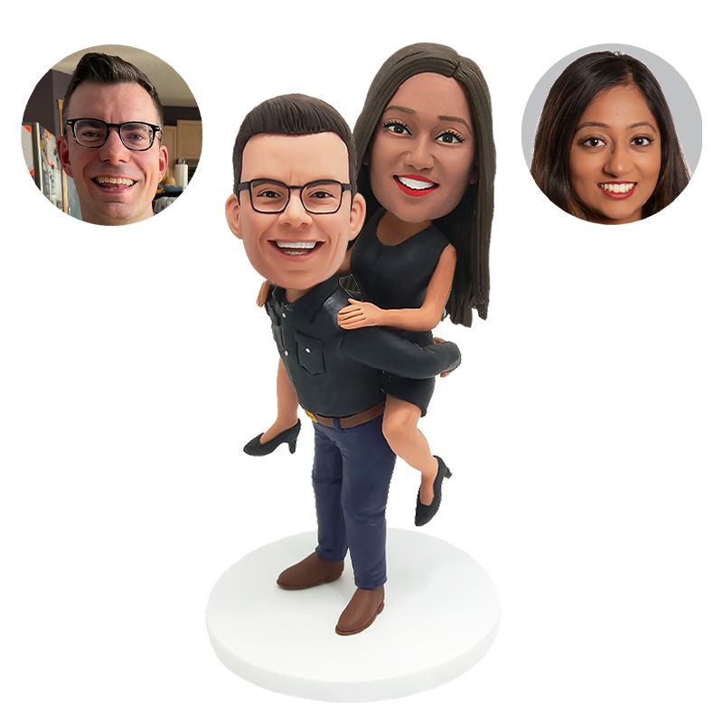 custom made bobblehead happy couple piggyback