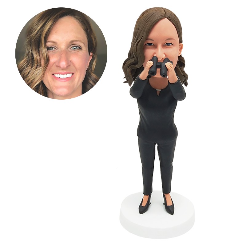 personalised bobble head casual woman holding a binoculars