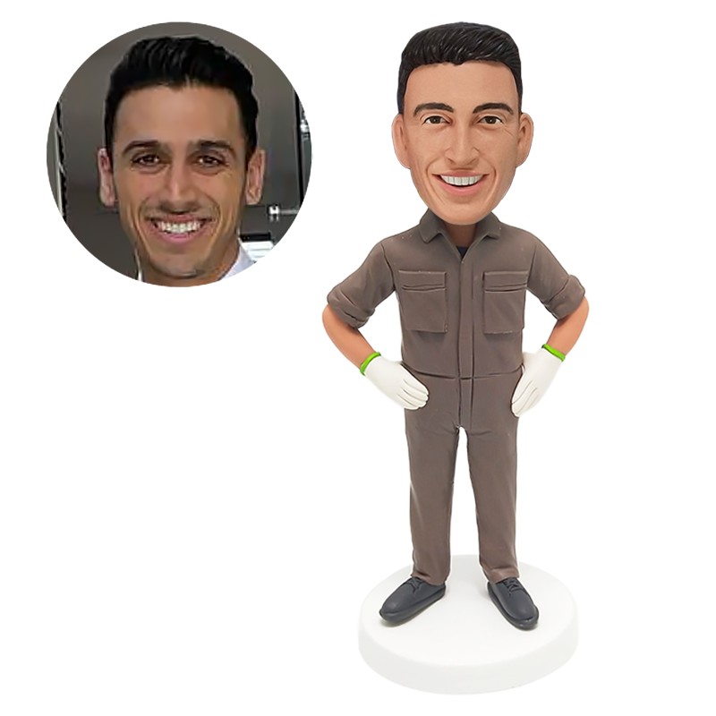 personalised bobble head worker with hands on the hips