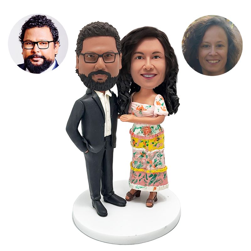 custom bobblehead couple with arms around each other