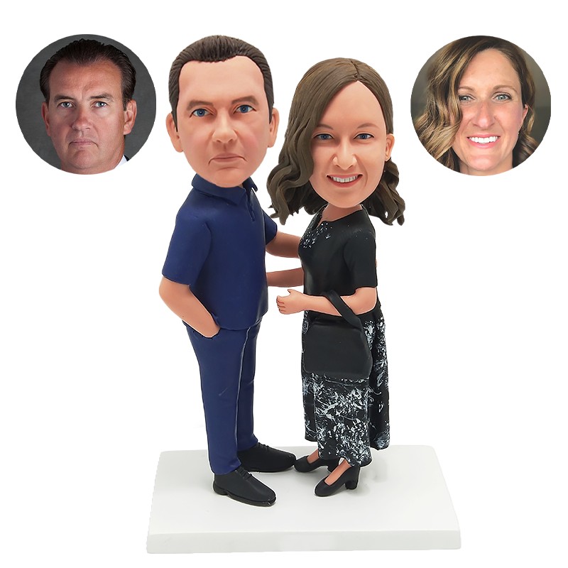 personalized bobblehead couple embracing each other