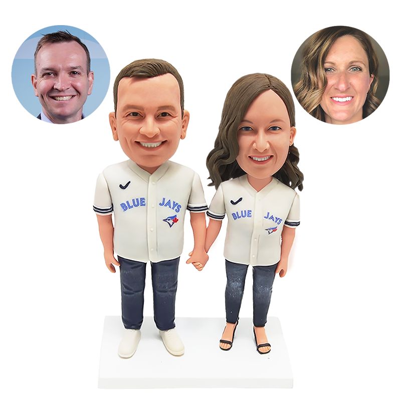 custom made bobblehead couple walking hand in hand