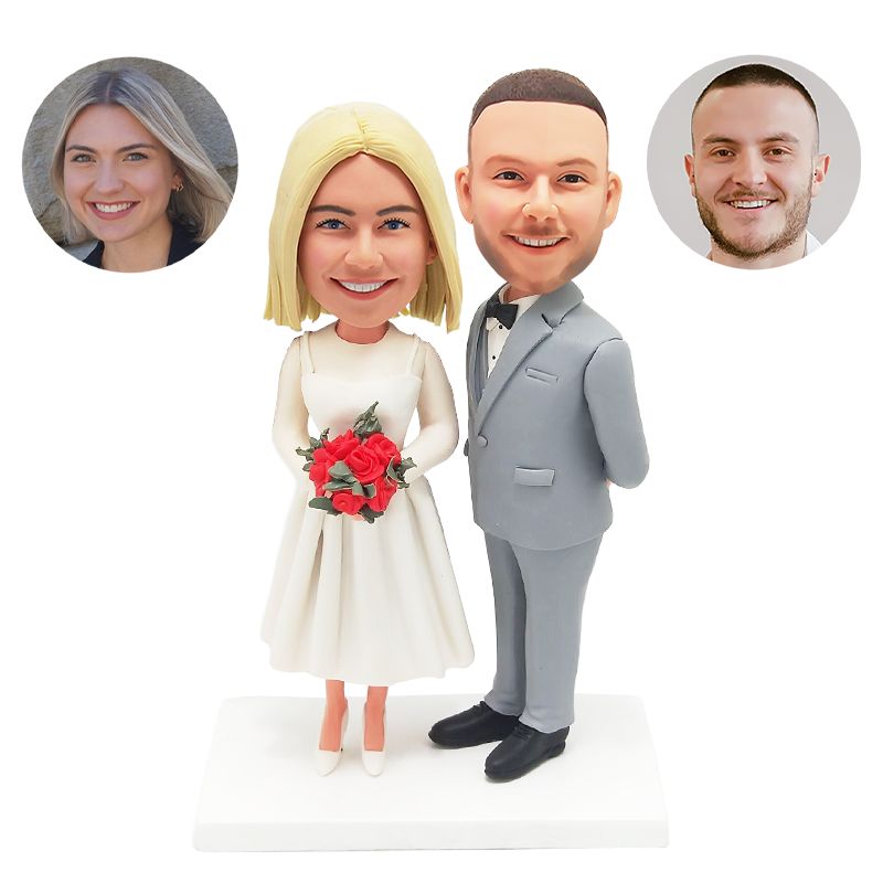 custom bobblehead figure smiling wedding couple