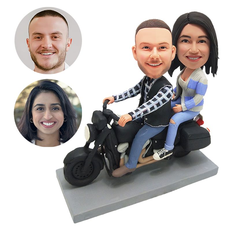 custom bobblehead couple riding a motorcycle