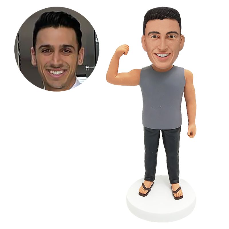 custom bobblehead gym man showing his muscle