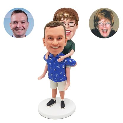 custom bobblehead couple piggyback pose