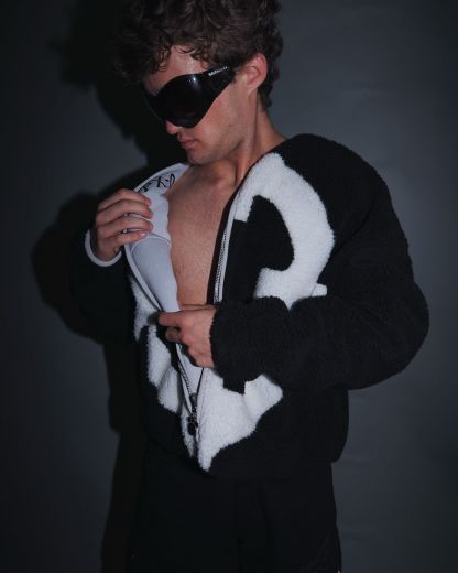 Kuma Reversible Fleece Jacket - O.P