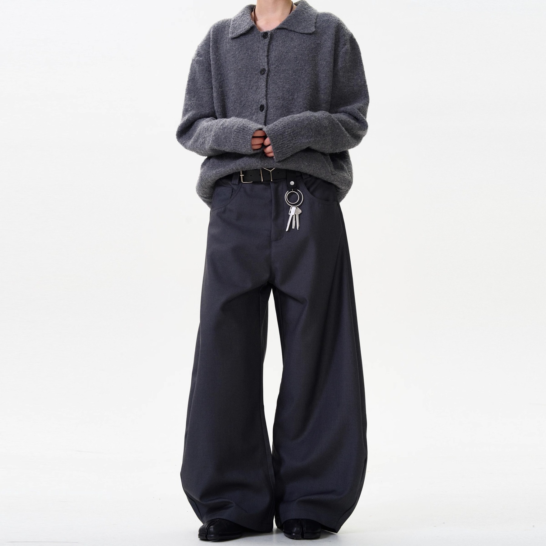 Men's Vintage American Curved Pleated Trousers – Retro Streetwear, Loose Fit, Casual Wide-Leg Pants, Versatile & Stylish