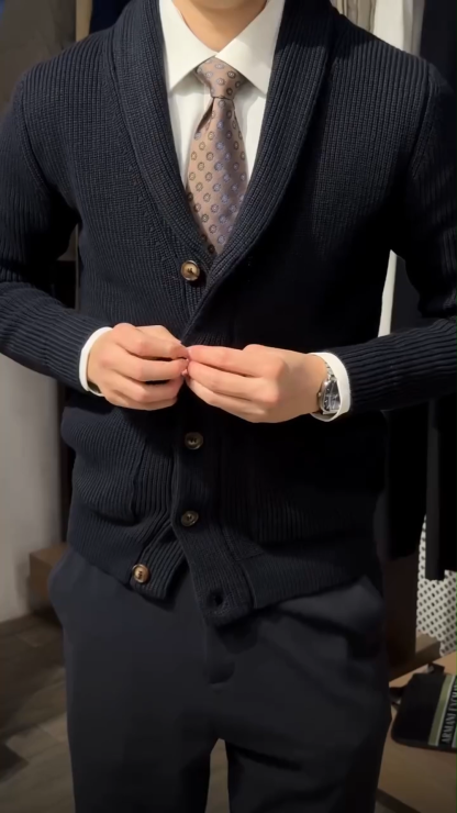 Men's V-Neck Cardigan Sweater – British Retro Slim Fit Business Knitwear for Fall & Winter, Stylish & Elegant Casual Knit Jacket