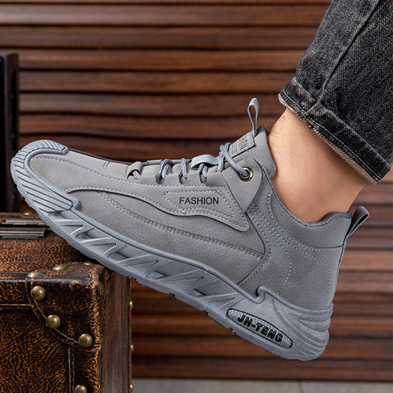 Men's Retro Outdoor Soft Sole Sneakers