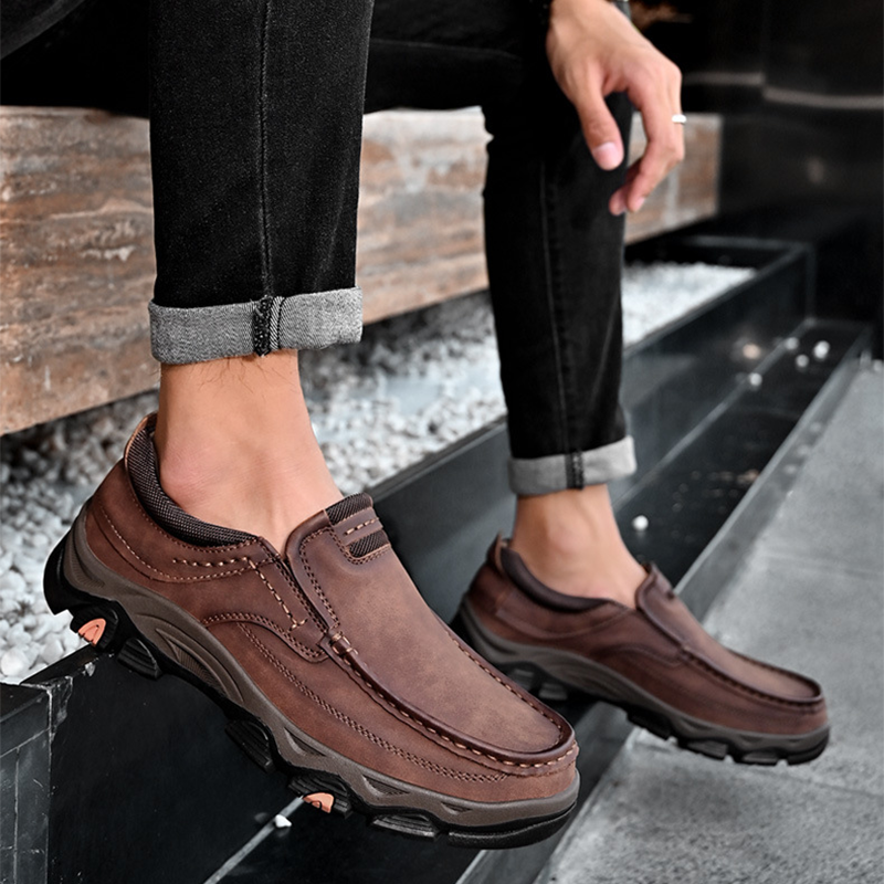 Slip-On Men's Loafers，Business Casual Penny Shoes For Men