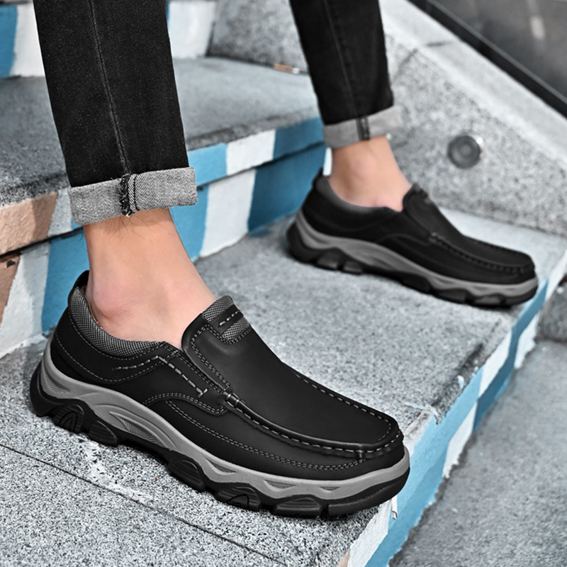 Slip-On Men's Loafers，Business Casual Penny Shoes For Men