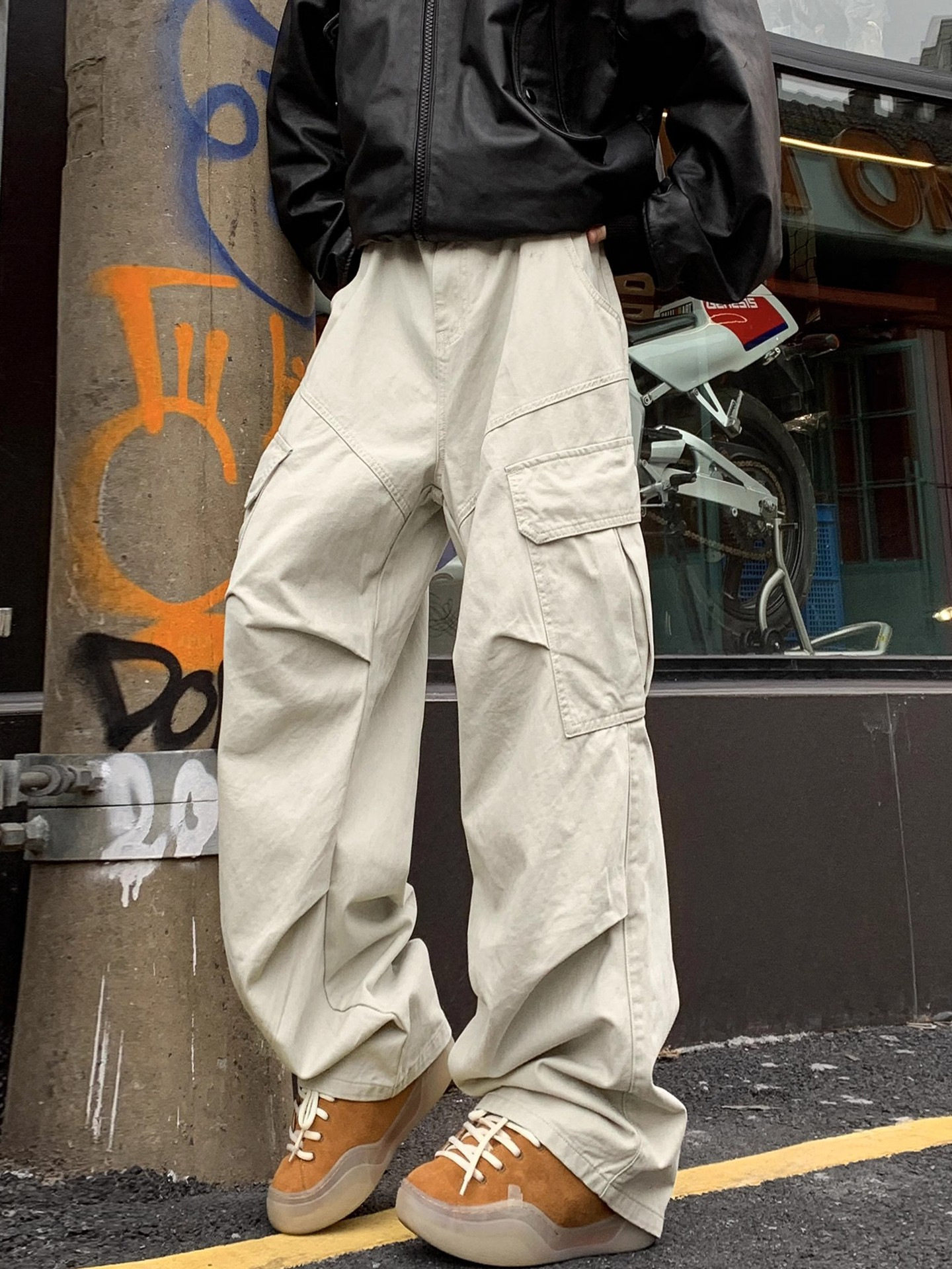 Men’s Vintage Cargo Pants – Spring Fall Loose Straight-Leg Workwear Trousers with Big Pockets, Retro Streetwear Style