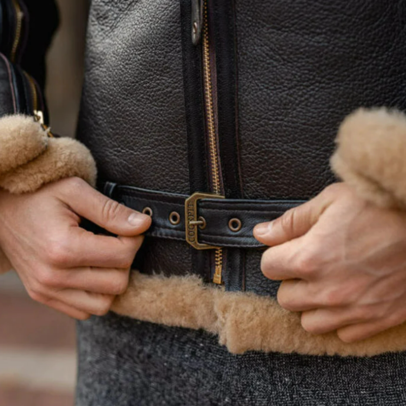 Men's Thickened Dark Coffee Fur Integrated Long Sleeve Fur Jacket