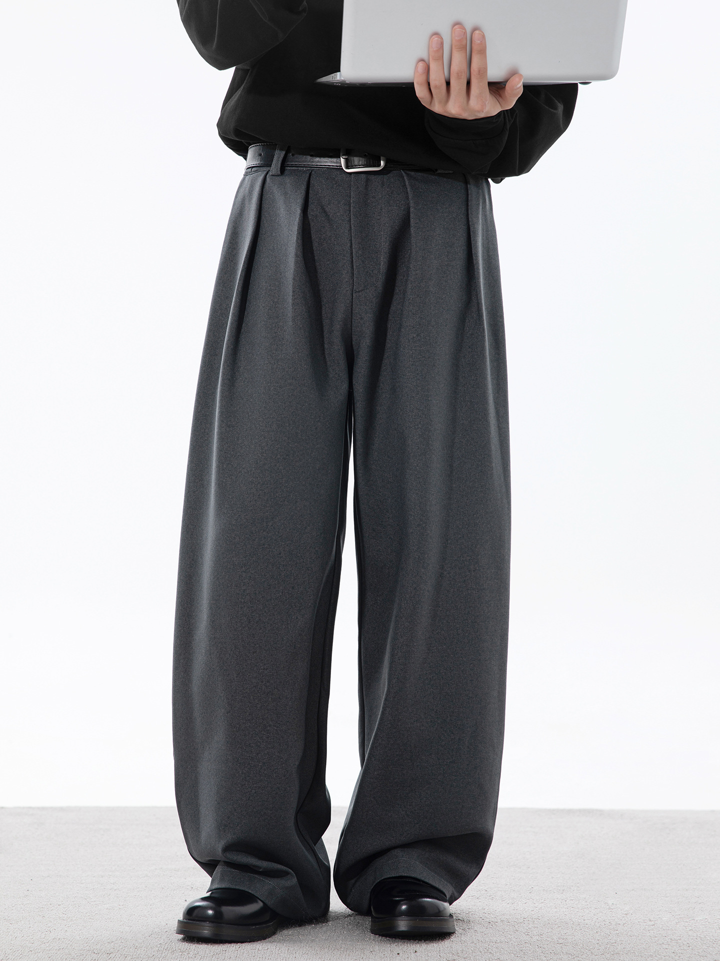 Men's Pleated Dress Pants – Autumn Smooth Drape Wide-Leg Trousers, Loose Straight Fit Vintage Casual Streetwear