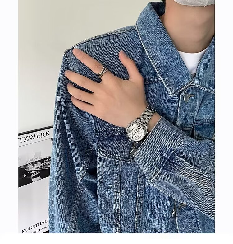 Men’s Light Blue Short Denim Jacket – Classic Straight Shoulder Fit, Washed Vintage Style for Fall Streetwear Look