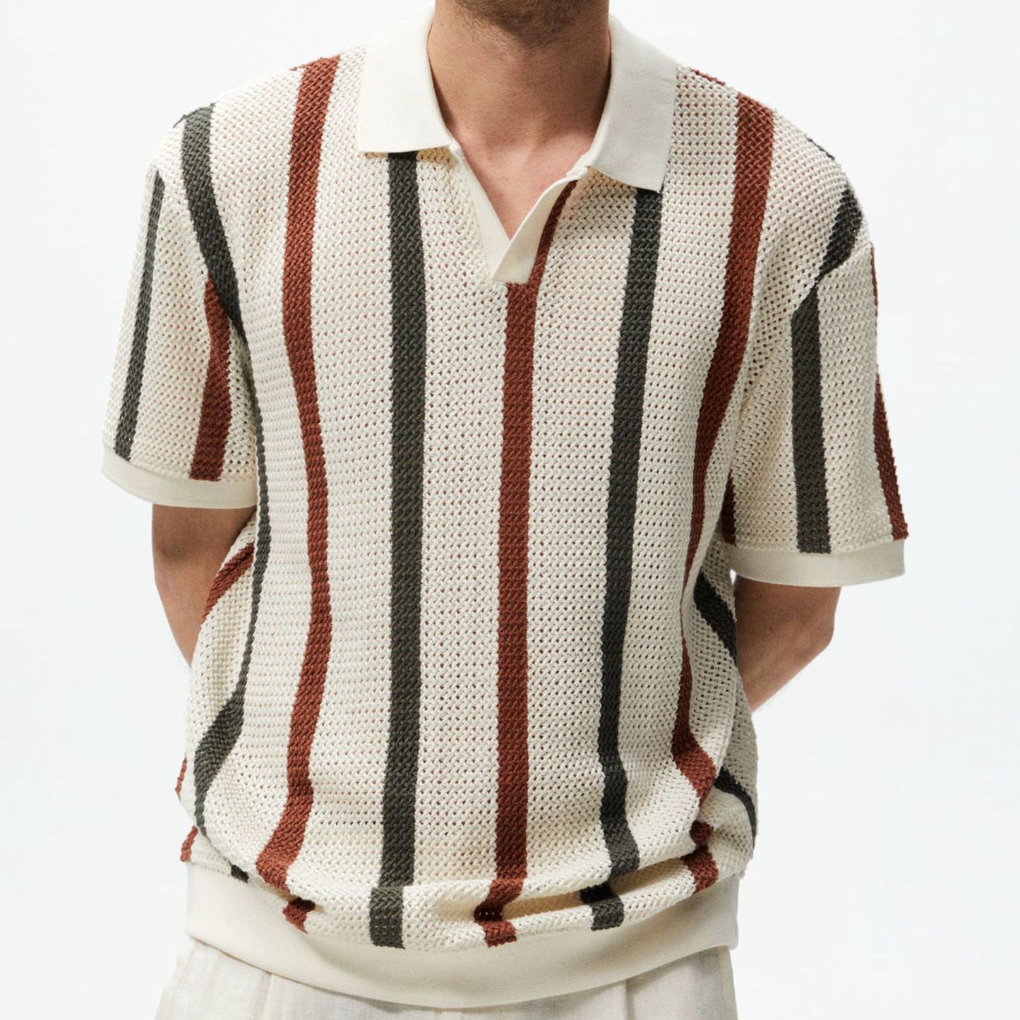 Stylish casual striped knitted short-sleeved polo shirt