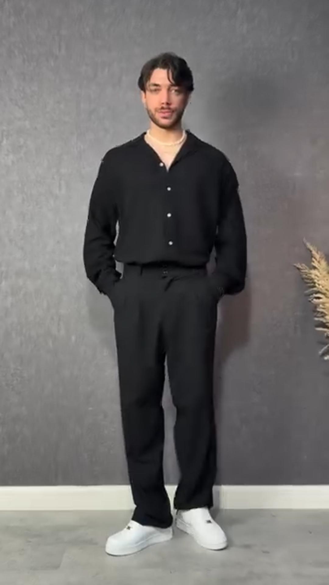 Casual Loose V-Neck Long-Sleeved Shirt