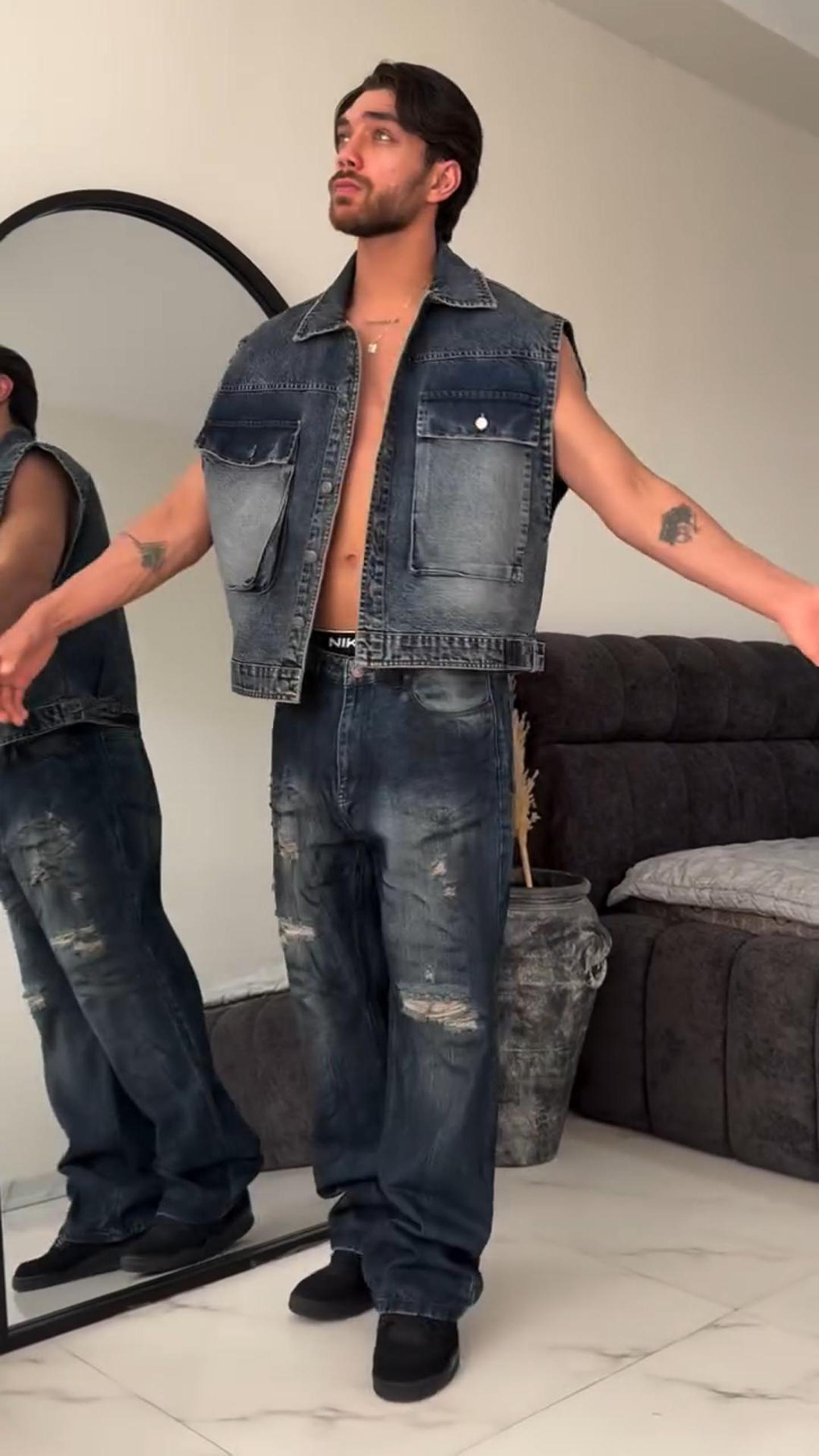 Men's Summer Lightweight Sleeveless Denim Vest Jacket