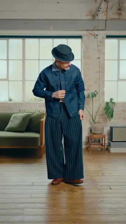 High-End Lapel Slim-Fit Versatile Solid Color Denim Jacket