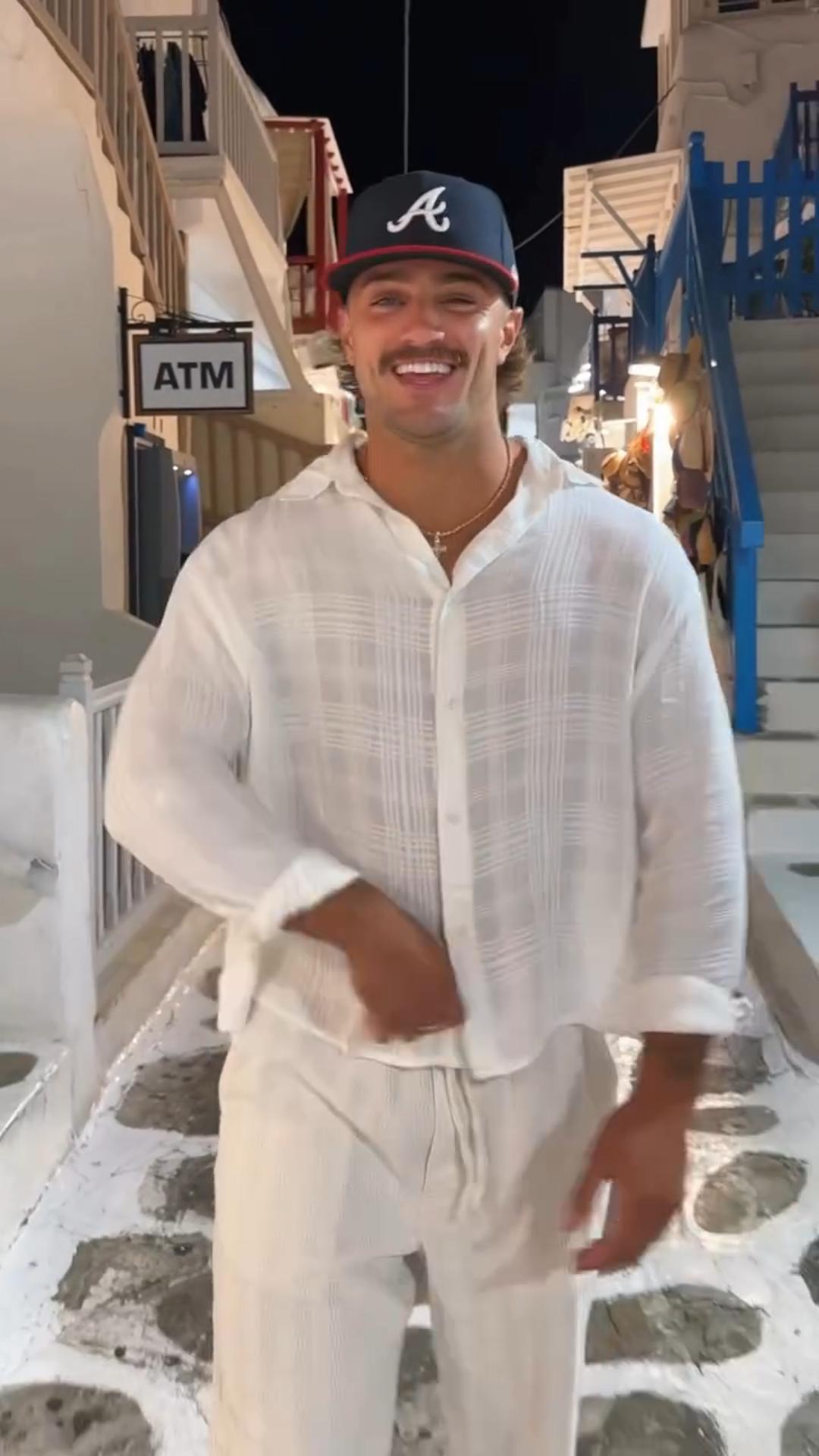 Summer Men's Light Solid Color Striped Design Long Sleeve Shirt Jacket