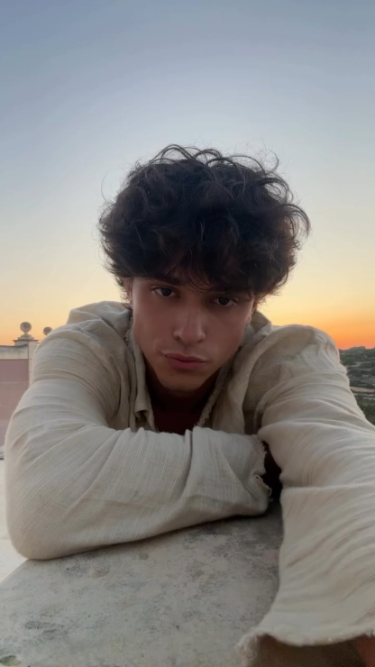 Men's Summer Cotton Linen Long Sleeve Shirt Casual Solid Color Beachwear Hawaiian Holiday Style