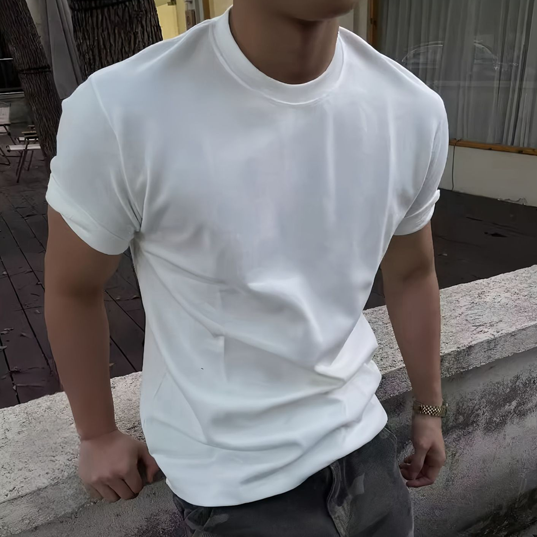 Small Neckline To Show Off Your Muscles, Short Sleeves With Three-Quarter Sleeves For Fitness