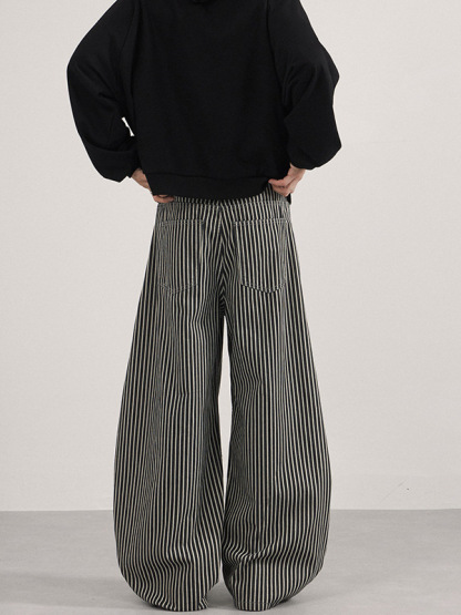 Unisex Vintage American Striped Curved Trousers – Relaxed Loose-Fit Wide-Leg Pants, Retro Casual Streetwear for Everyday Wear