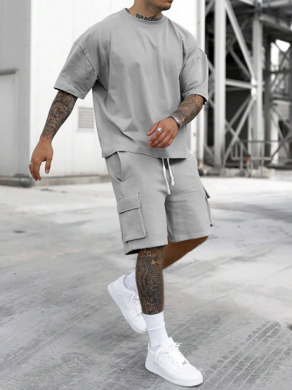 Men's Solid Tee & Cargo Shorts Set