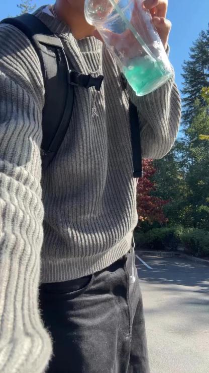 Korean INS-Style Loose Fit Gray Knit Sweater – Minimalist Men’s Crewneck Pullover for Fall & Winter