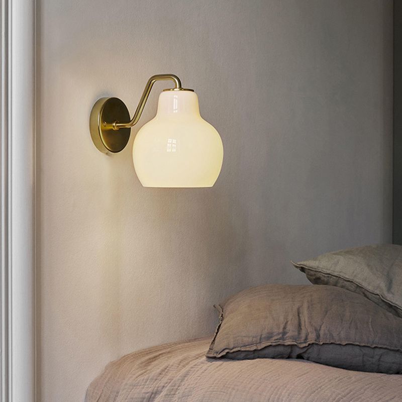 Lily Modern Wandleuchte Kuppel, Weiß-Gold, Wohnzimmer, Metall Glas