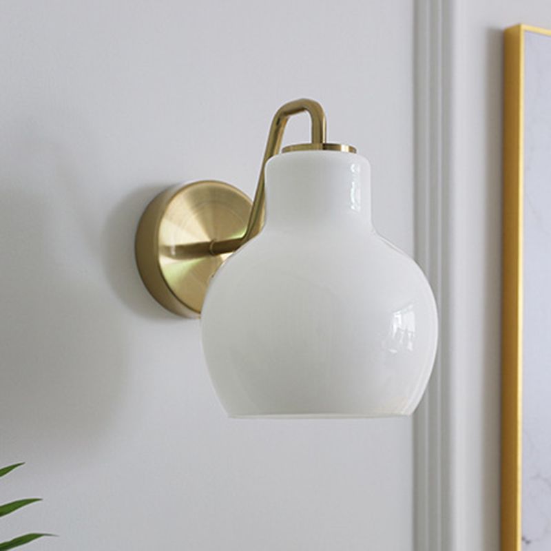 Lily Modern Wandleuchte Kuppel, Weiß-Gold, Wohnzimmer, Metall Glas