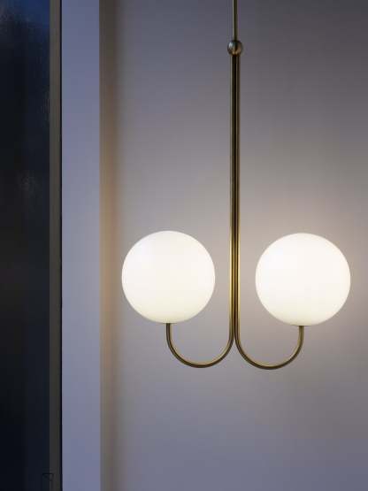 Mirelent Elegante Hängeleuchte aus Metall und Glas-Las Sola