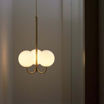 Mirelent Elegante Hängeleuchte aus Metall und Glas-Las Sola