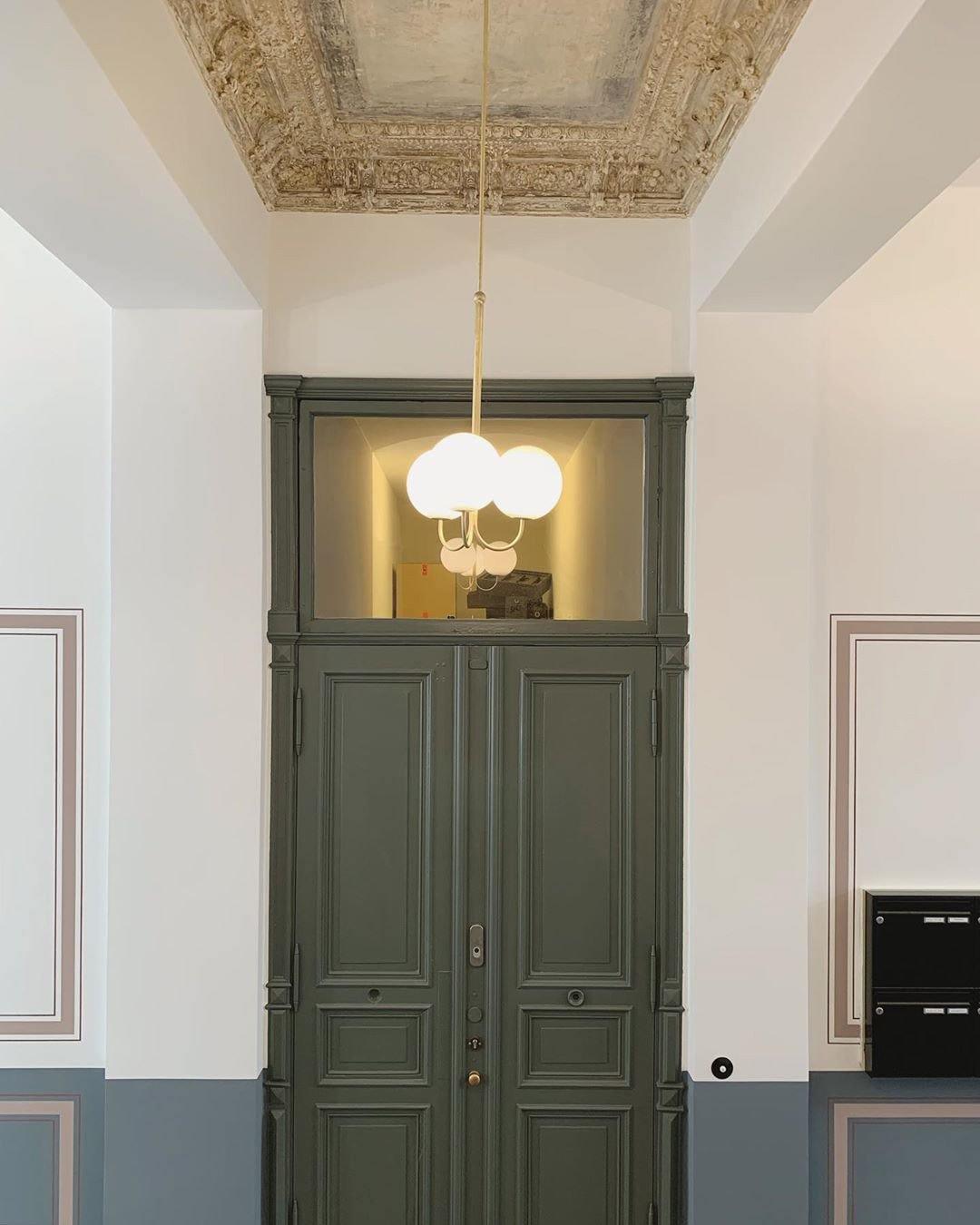 Mirelent Elegante Hängeleuchte aus Metall und Glas-Las Sola
