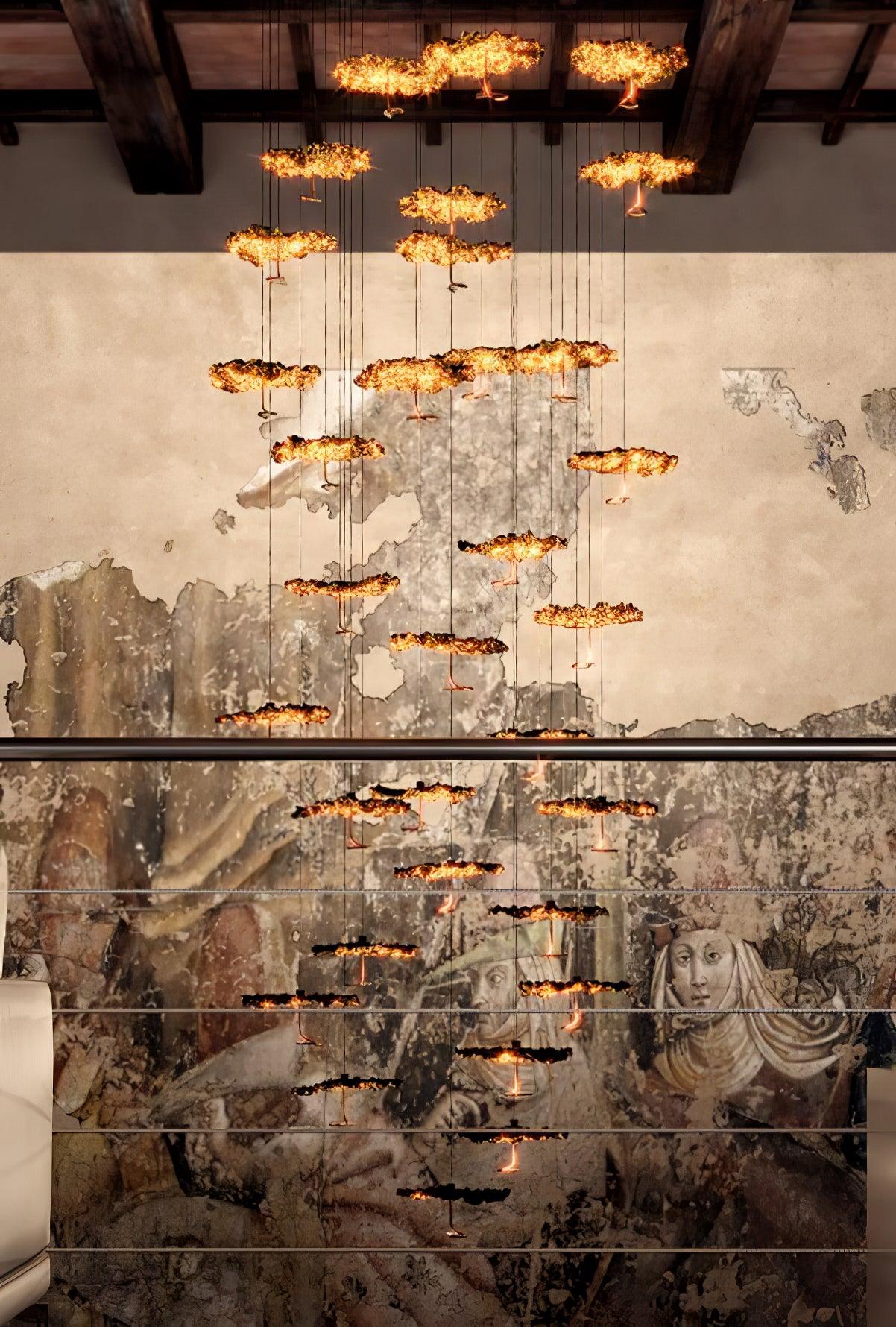 Aureate Cluster-Kronleuchter aus Messing Cloud-Las Sola