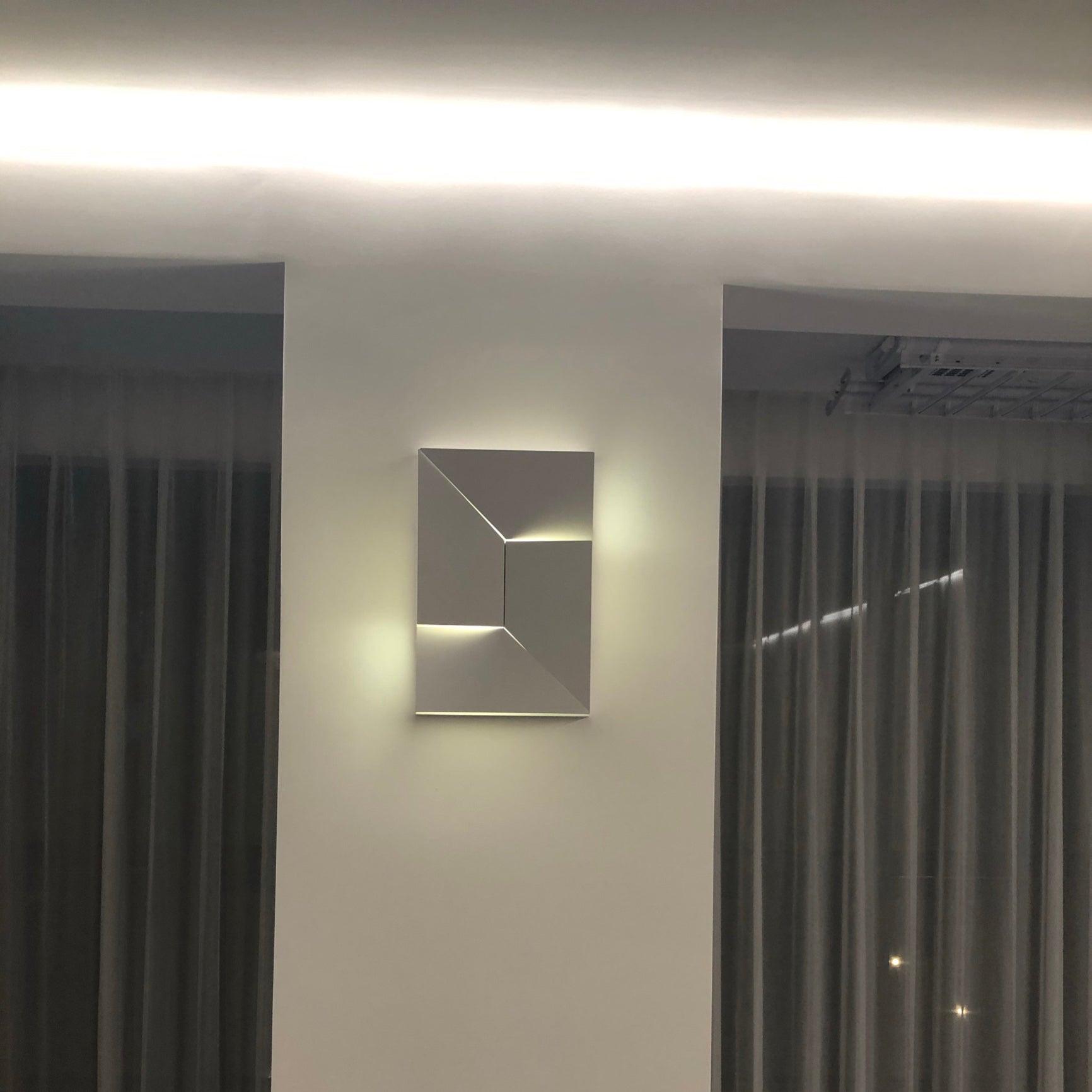 Kelsey Schatten Groß Sconce Wandleuchte-Las Sola