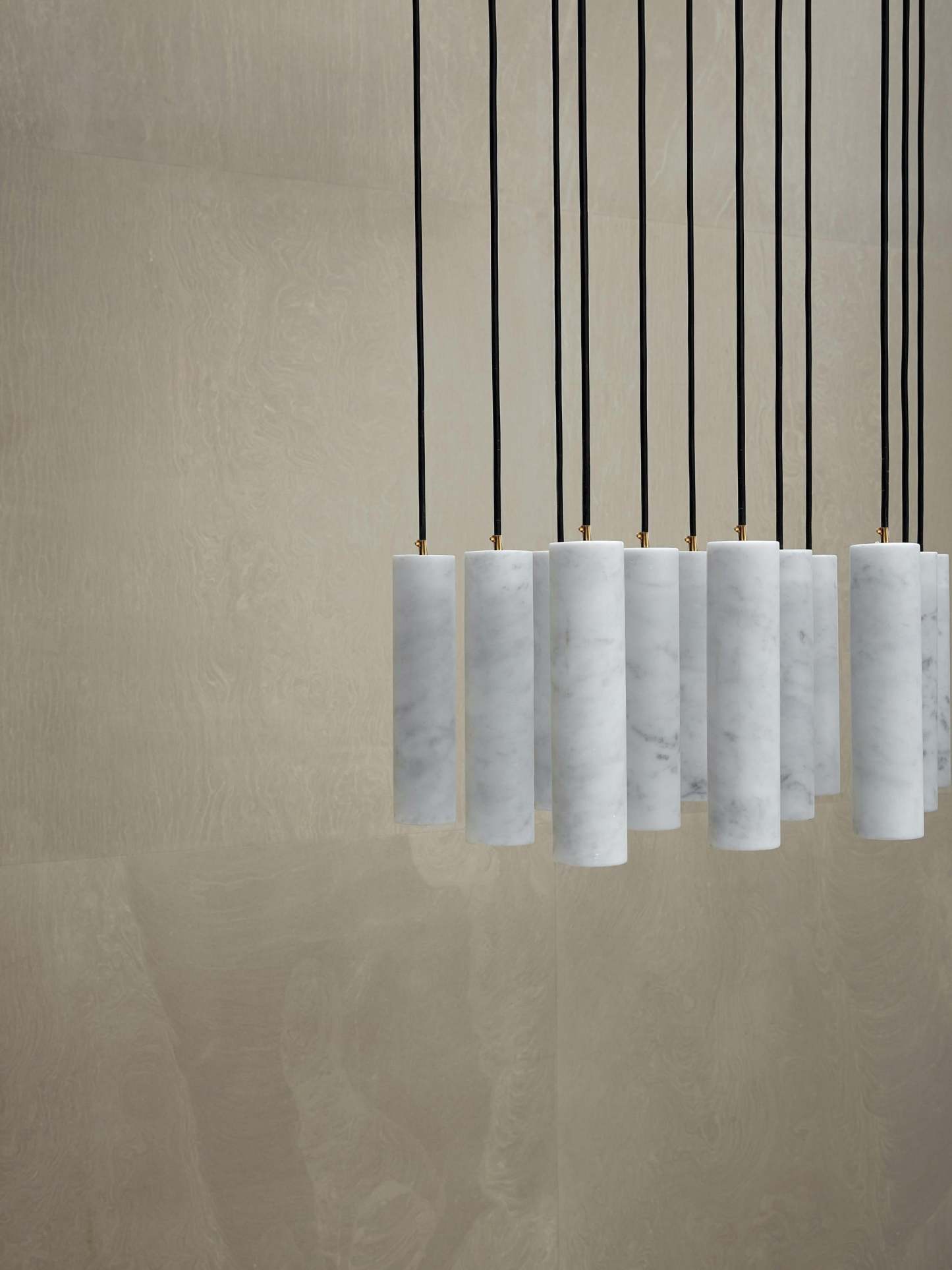 Nyxara Cluster Alabaster Pendelleuchte Treppe-Las Sola