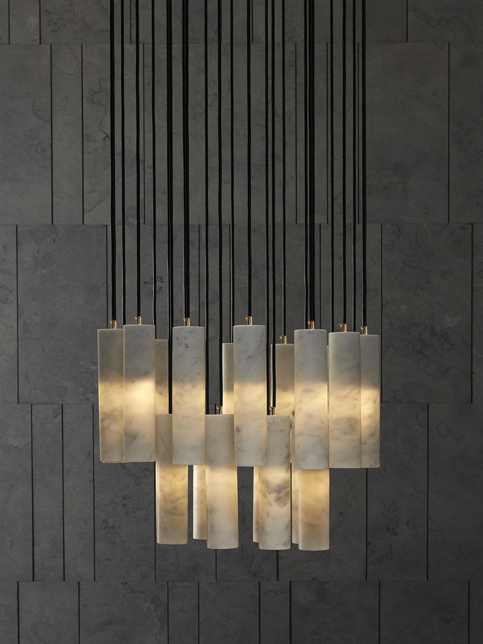 Nyxara Cluster Alabaster Pendelleuchte Treppe-Las Sola